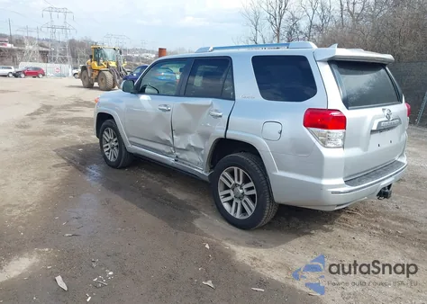 2013 Toyota 4Runner Limited from USA, damaged, VIN JTEBU5JR8D5118728